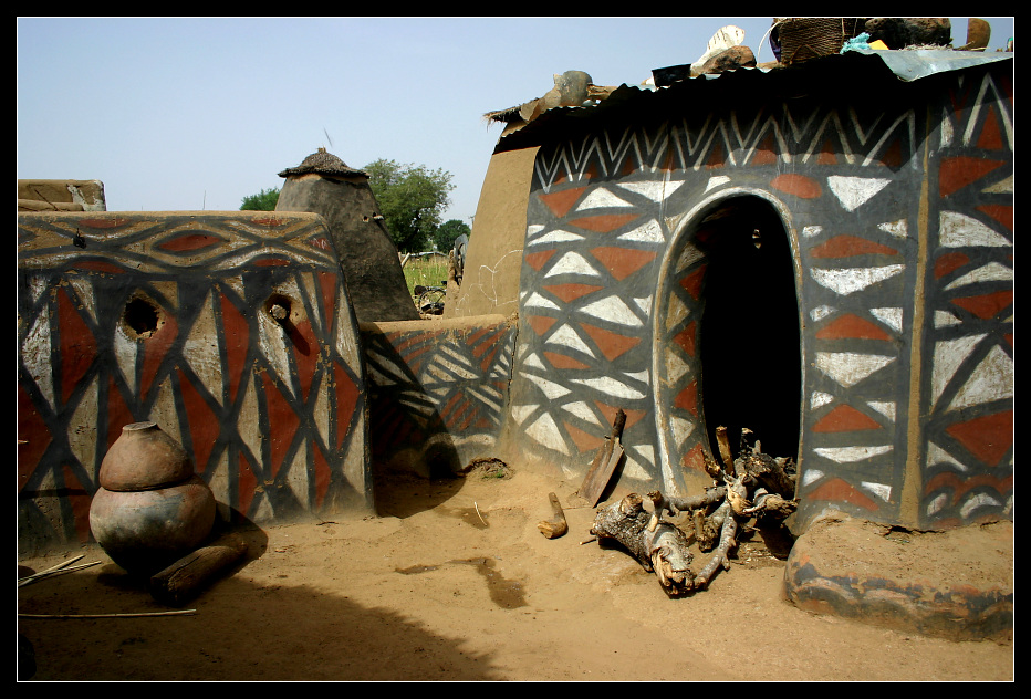 ... Sirigu, Ghana ...