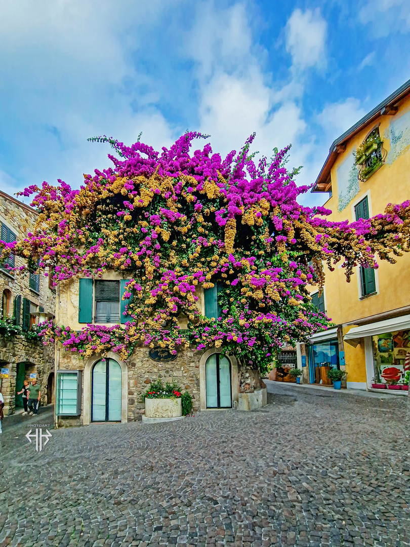 SIRMIONE