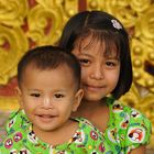 Sister and brother at the Kyaikhtiyo Pagoda