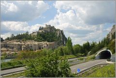 Sisteron aus der Ferne