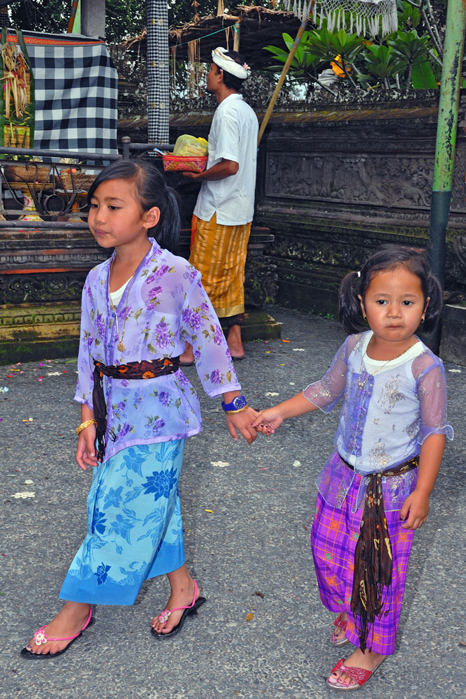 Sisters joining the festival