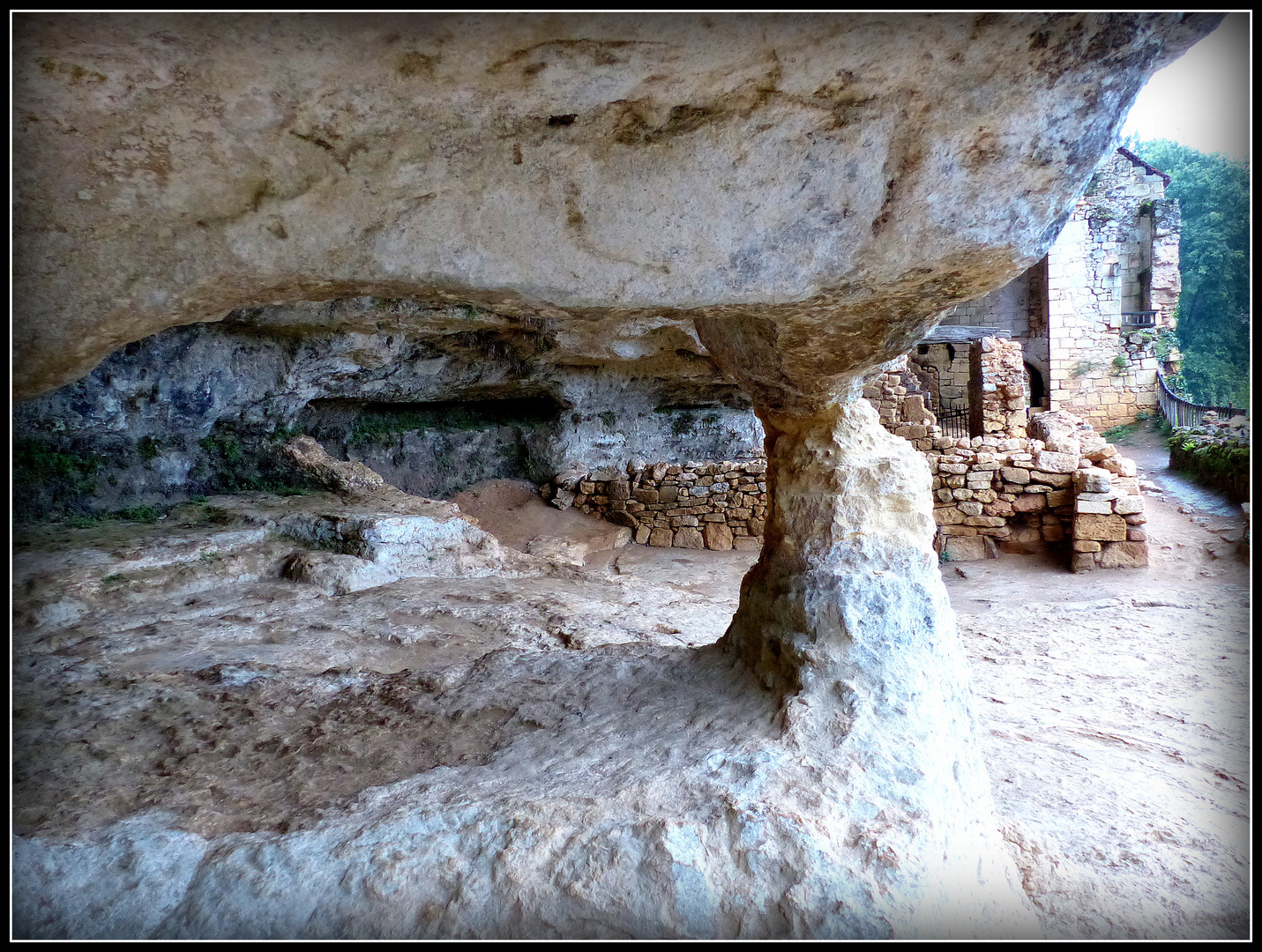 SITE - DE - LA - MADELEINE - 3- -