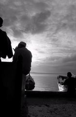 Sittin´ on the dock of a bay