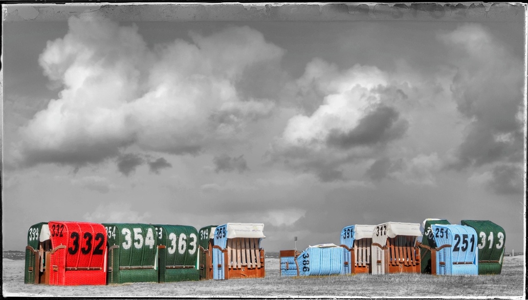 Sitzgelegenheiten am Strand