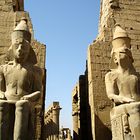 Sitzstatuen Ramses II.