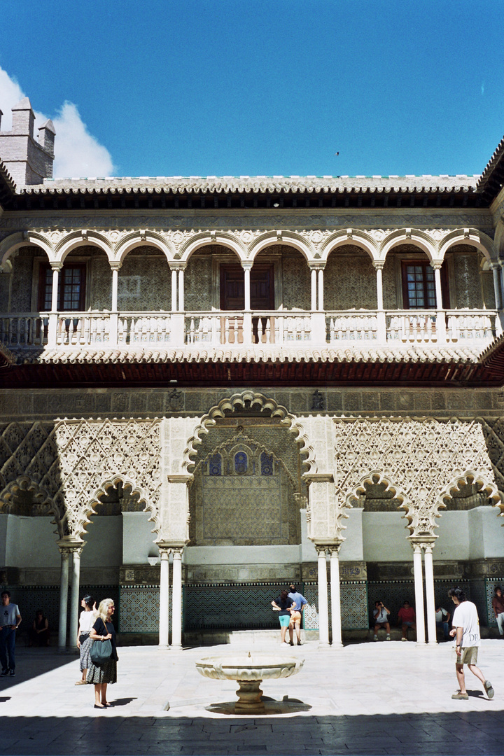 Siviglia, Alcazar - un cortile