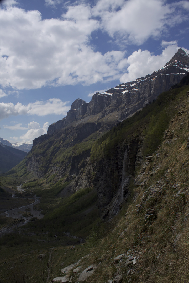 Sixt Fer a Cheval Depuis le fond du cirque II