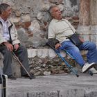 Sizilianische Rentner in Taormina