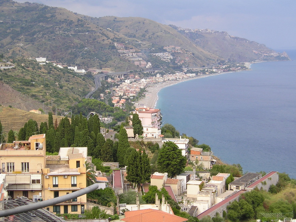 Sizilien. Ein dorf am Meer.