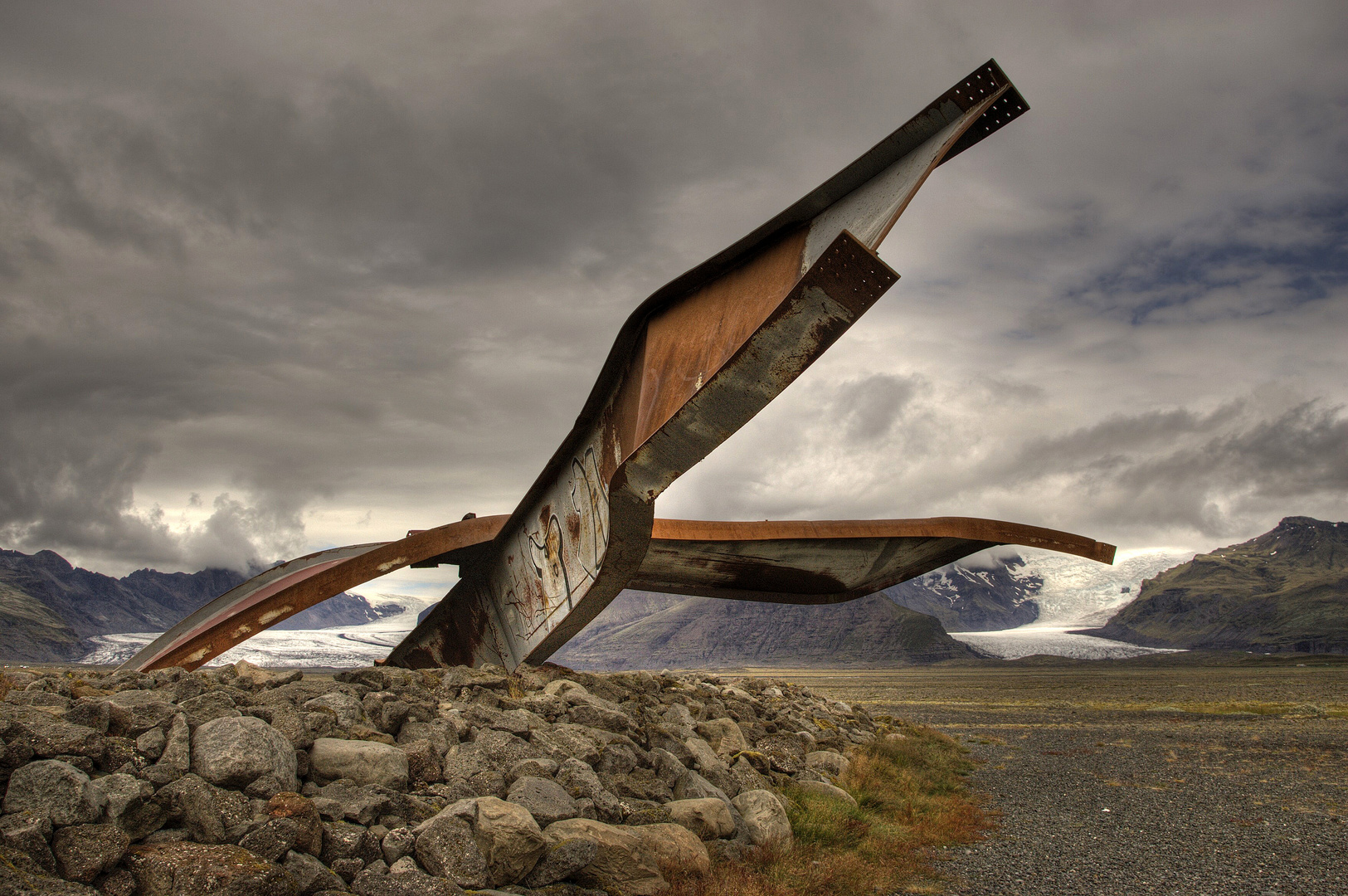 * Skaftafell * - Skeiðará Bridge Monument -  . . . Iceland 26