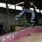 Skateboarding / Kickflip to 50-50Grind