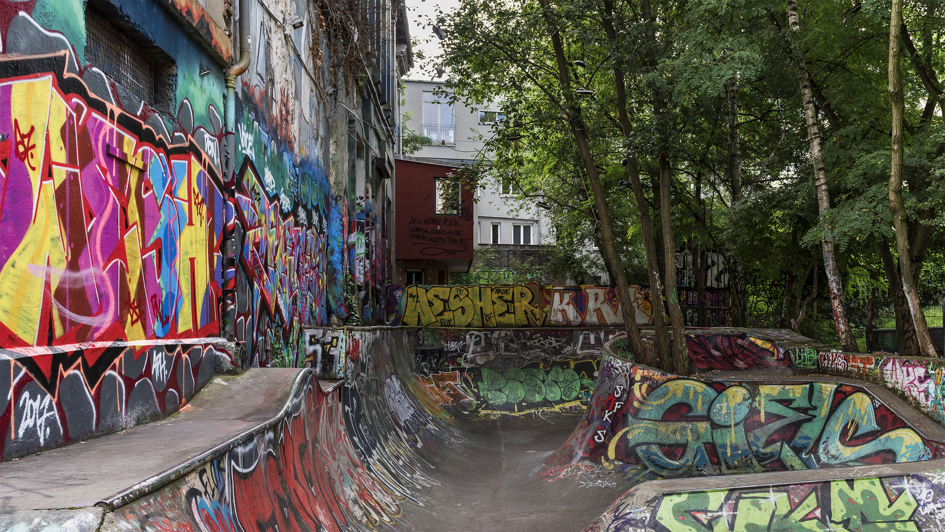 Skaten im Schatten der Roten Flora