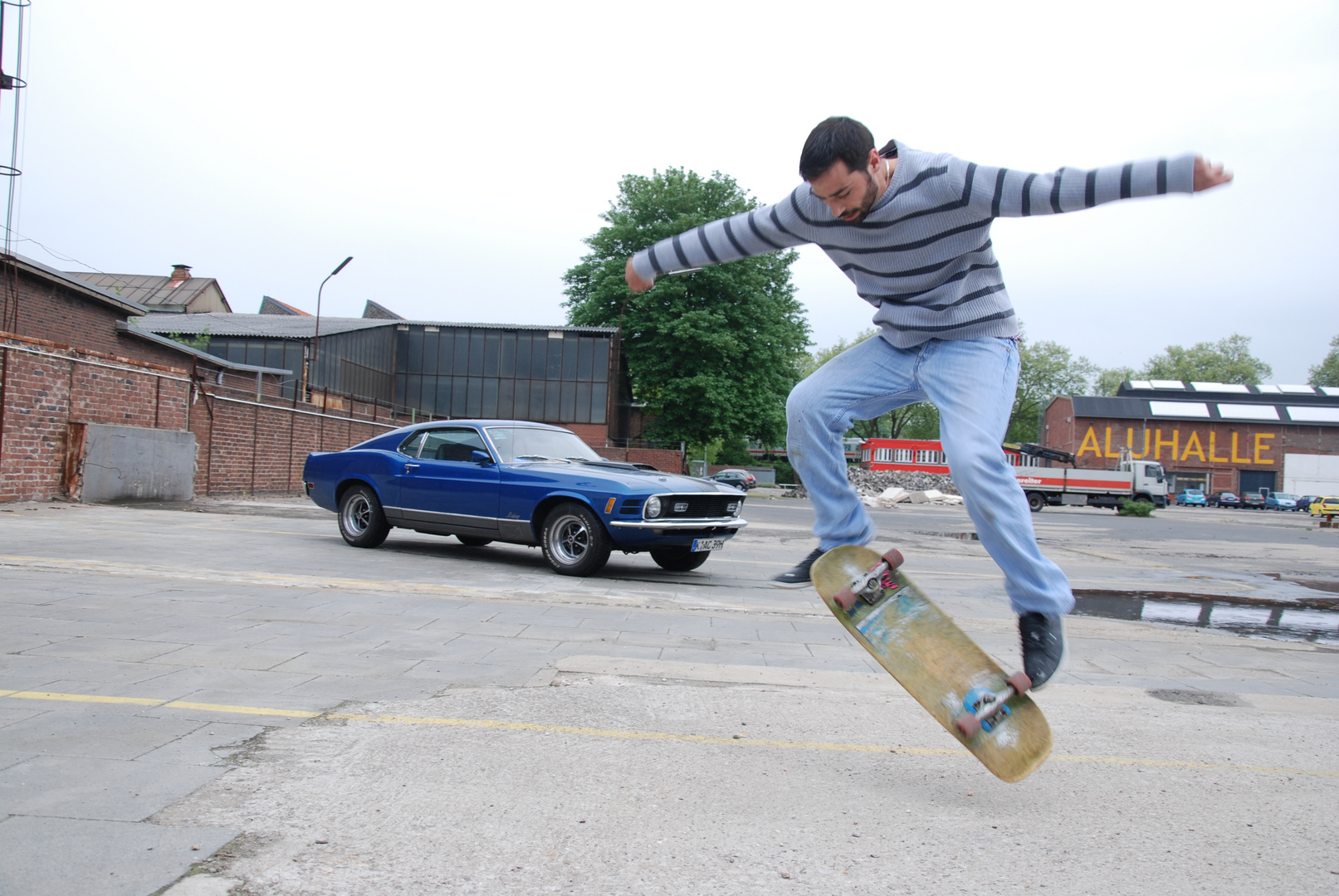 Skater am Mustang