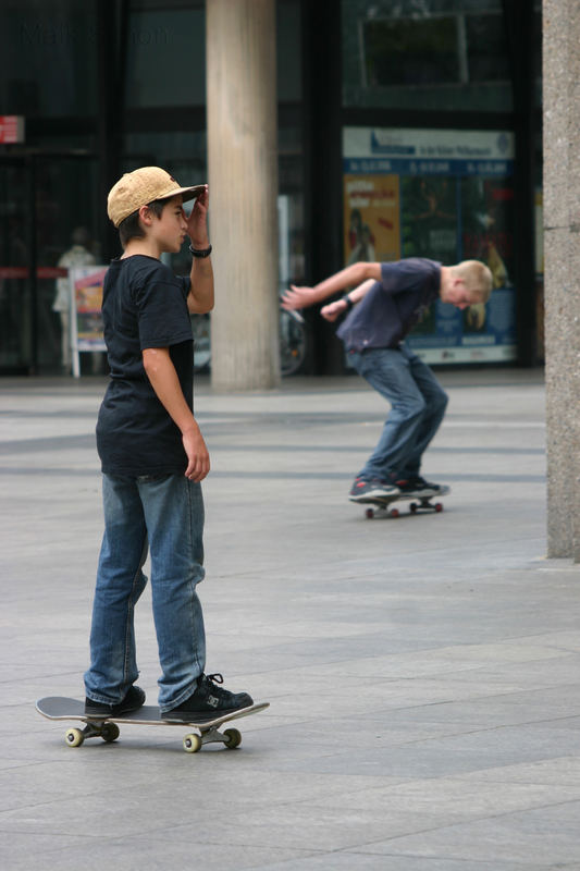 skating