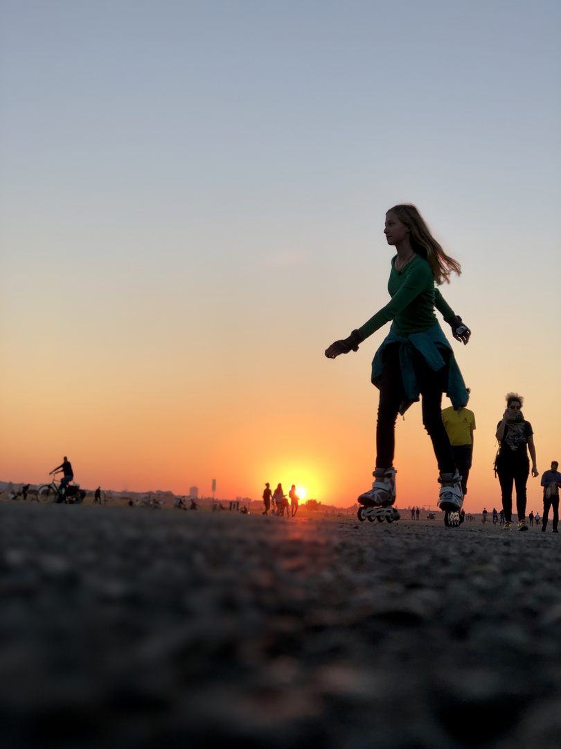 Skating Girl