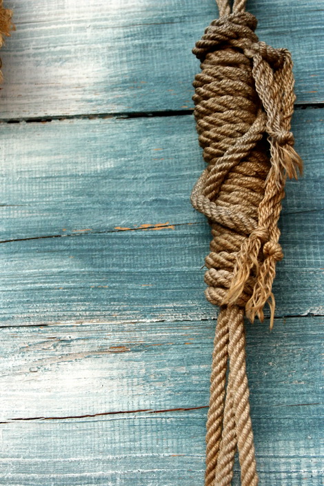 Skeleton slave on the rope