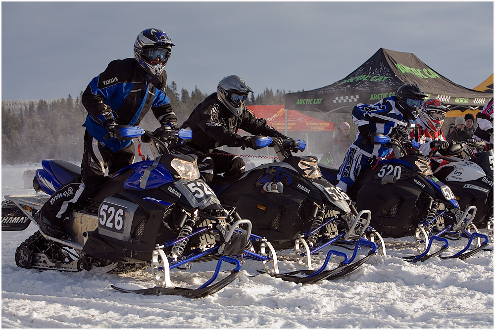 Ski-Doo race ... Motocross in Lappland