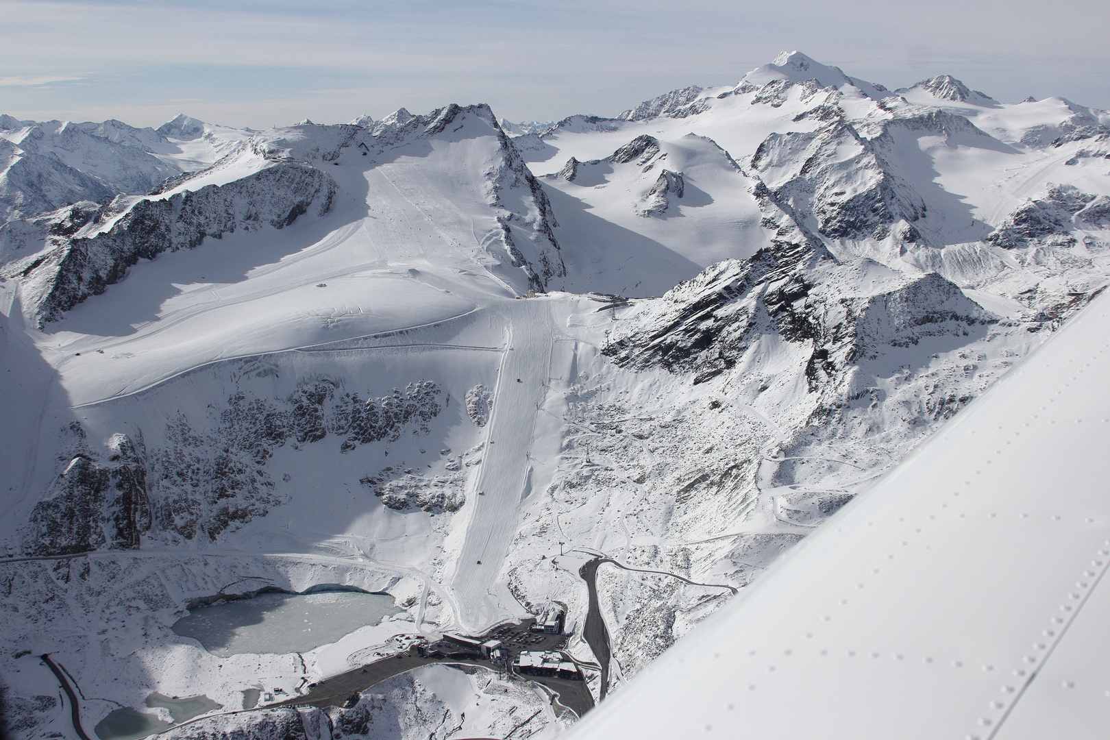 Ski Weltcup 2020/21 - Sölden - Pistenbesichtigung - Mit BREEZER Aircraft -9 10 2020