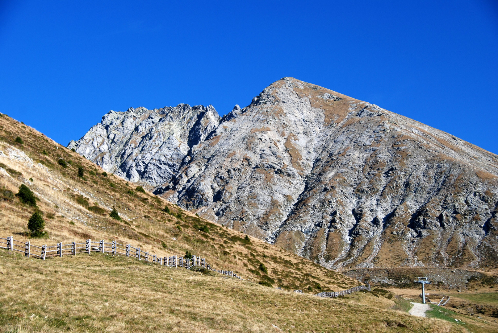 Skigebiet im Oktober