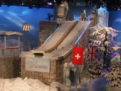 Skisprungschanze in Fernsehstudio