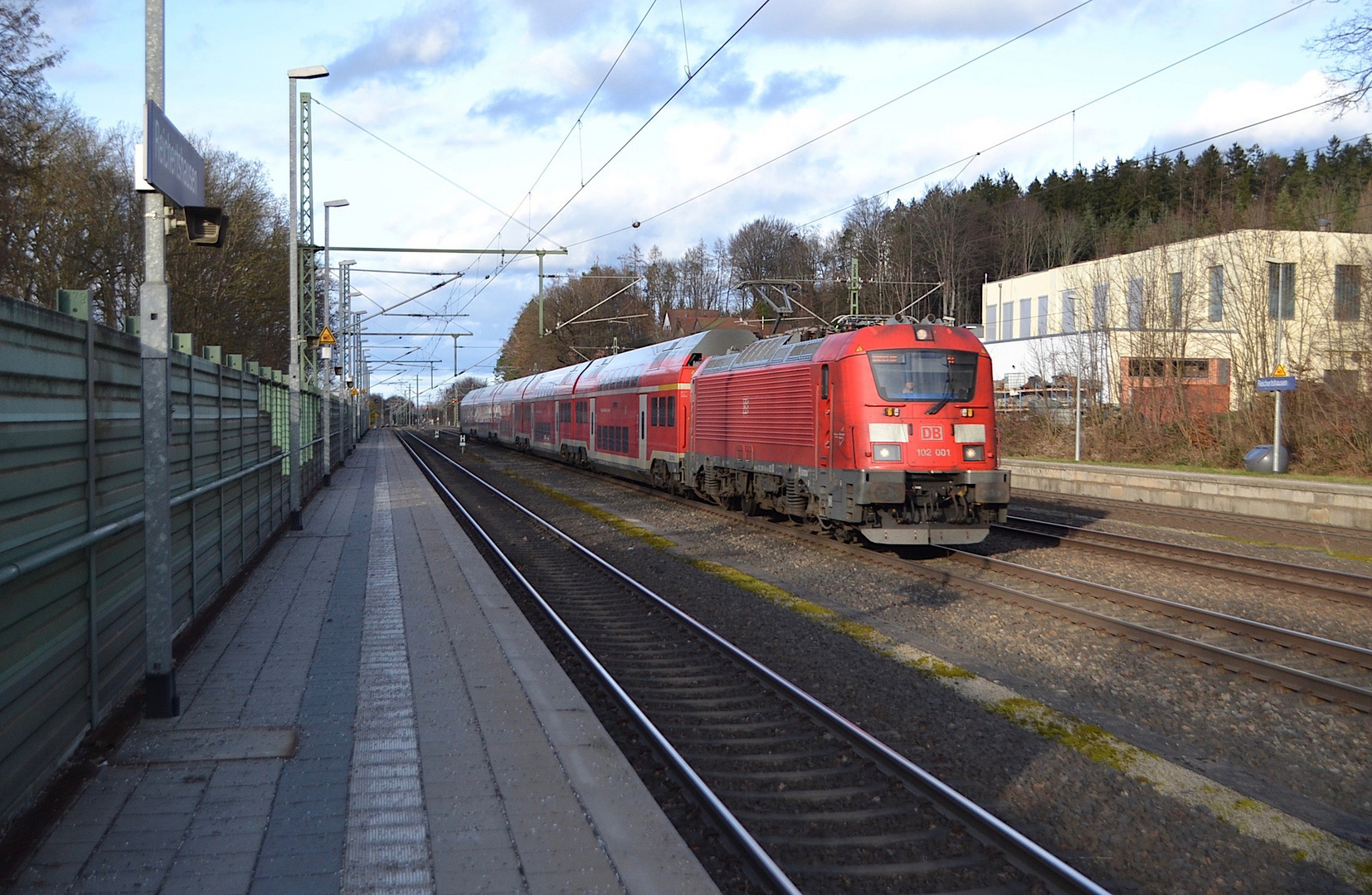 Skoda 102 001 mit MüNEX nach München