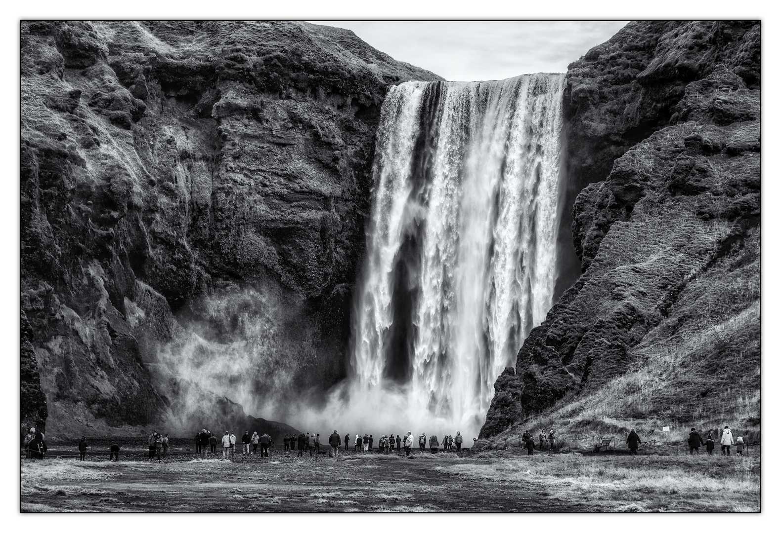 Skogafoss 2_sw