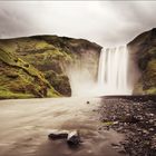 :: Skógafoss ::