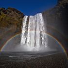 Skógafoss mit doppeltem Regenbogen