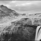 Skógafoss waterfall & Drangshlíðarfjall