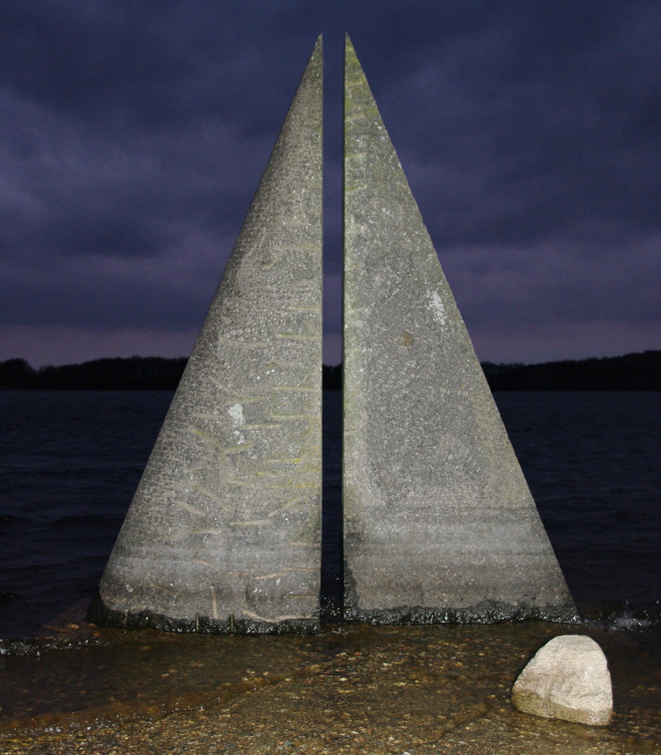 Skulptur am Einfelder See