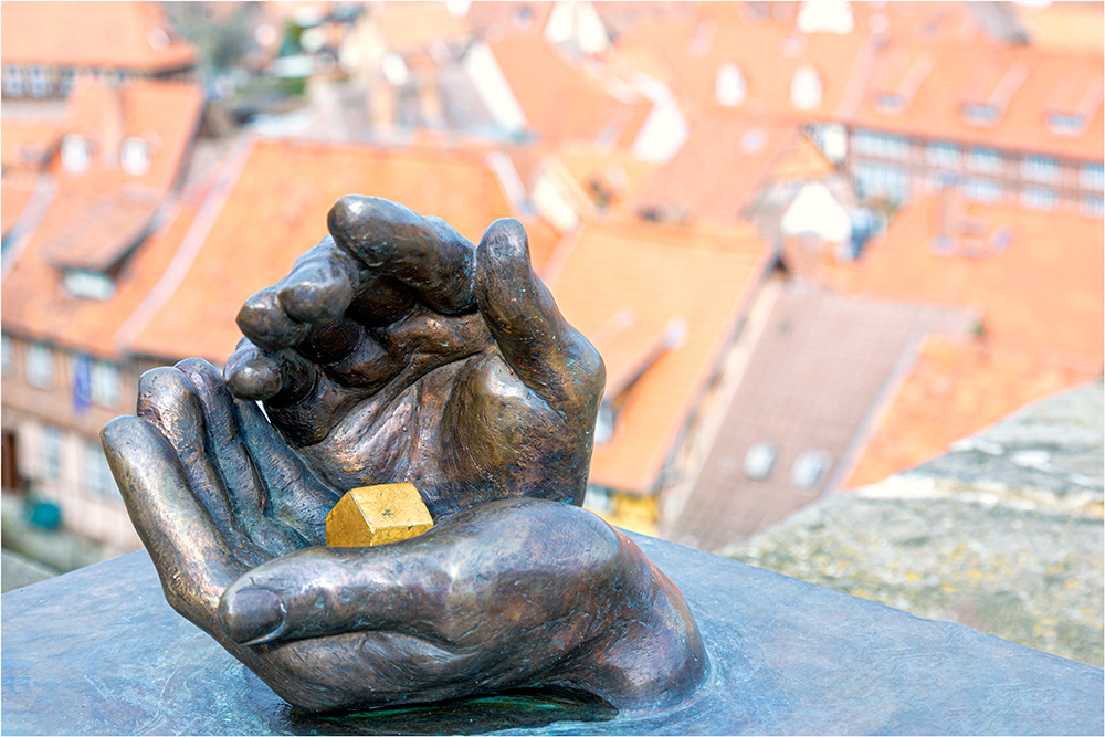 Skulptur auf dem Schloßberg in Quedlinburg