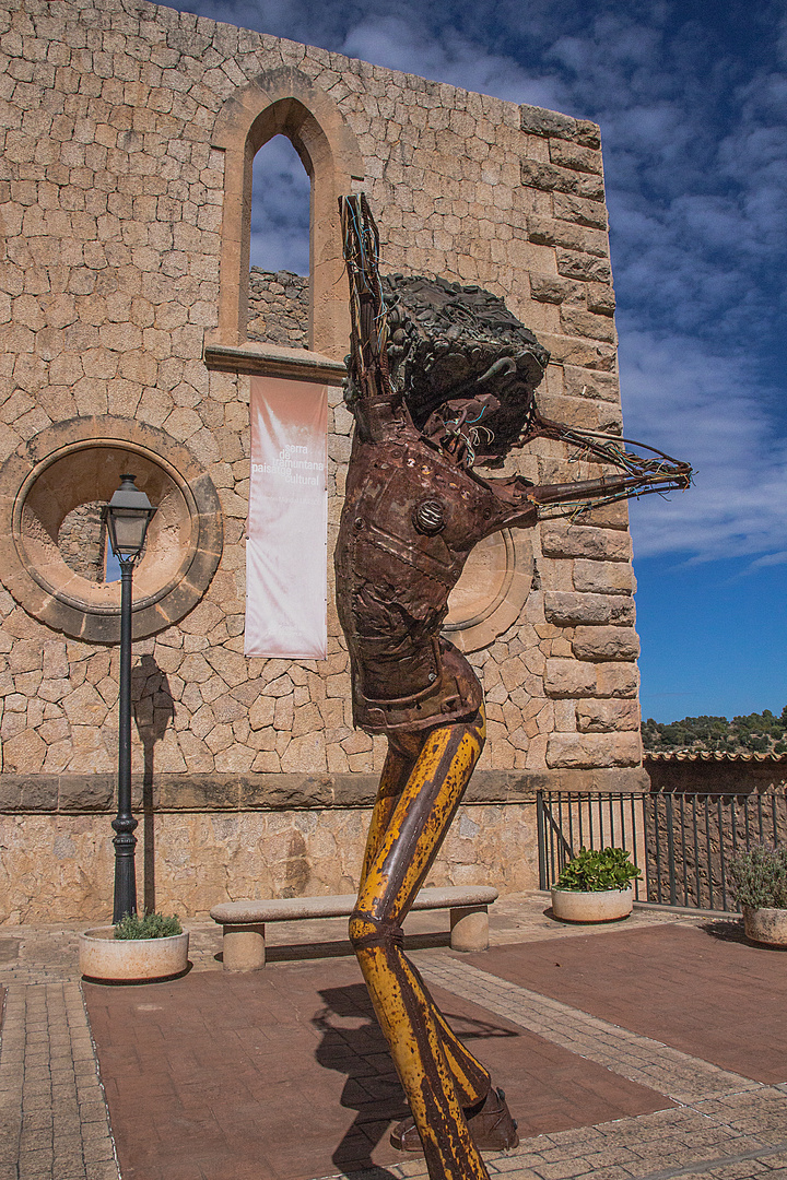 Skulptur des Künstlers Mariano Navares