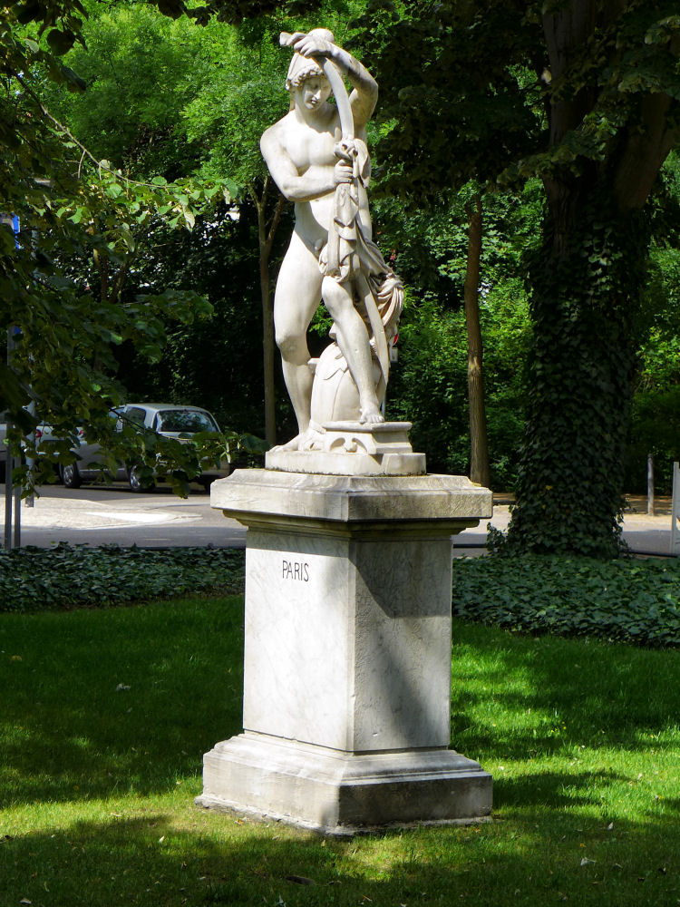 Skulptur des Paris