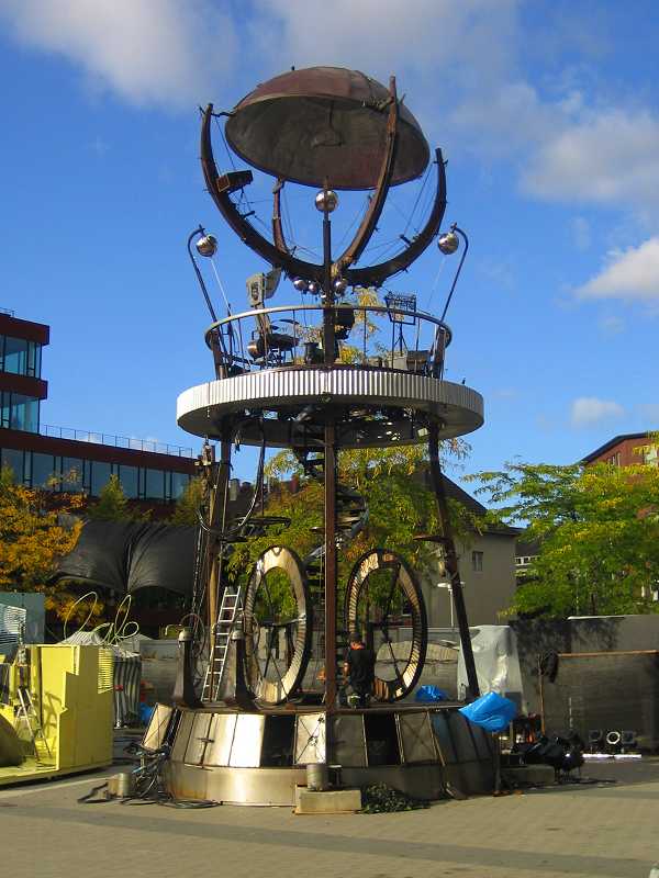 Skulptur des Theaters Titanic