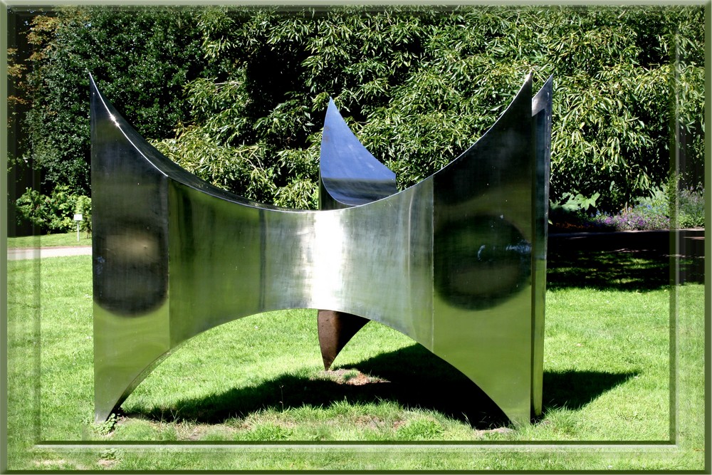 Skulptur im Botanischen Garten