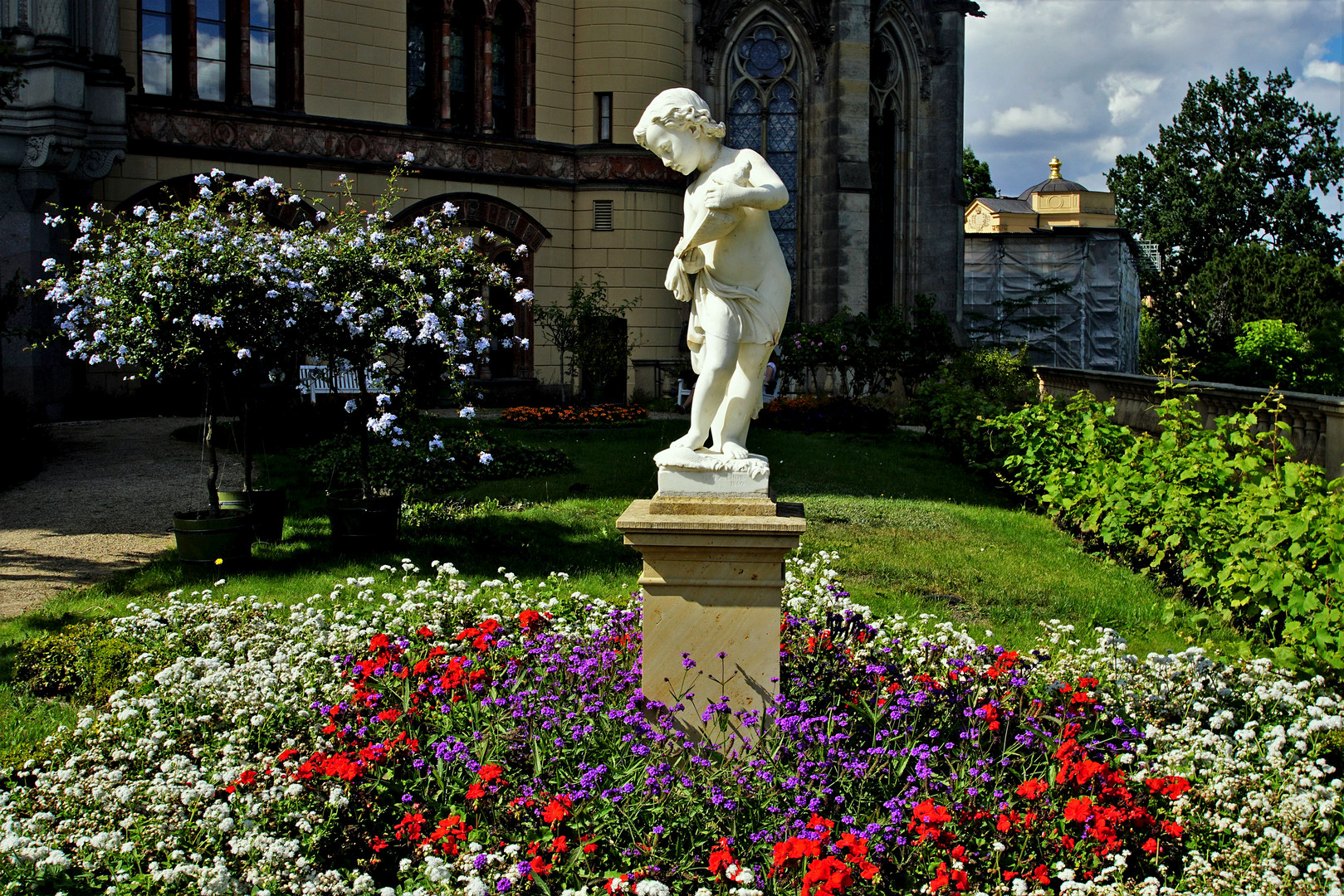 Skulptur im Burggarten...