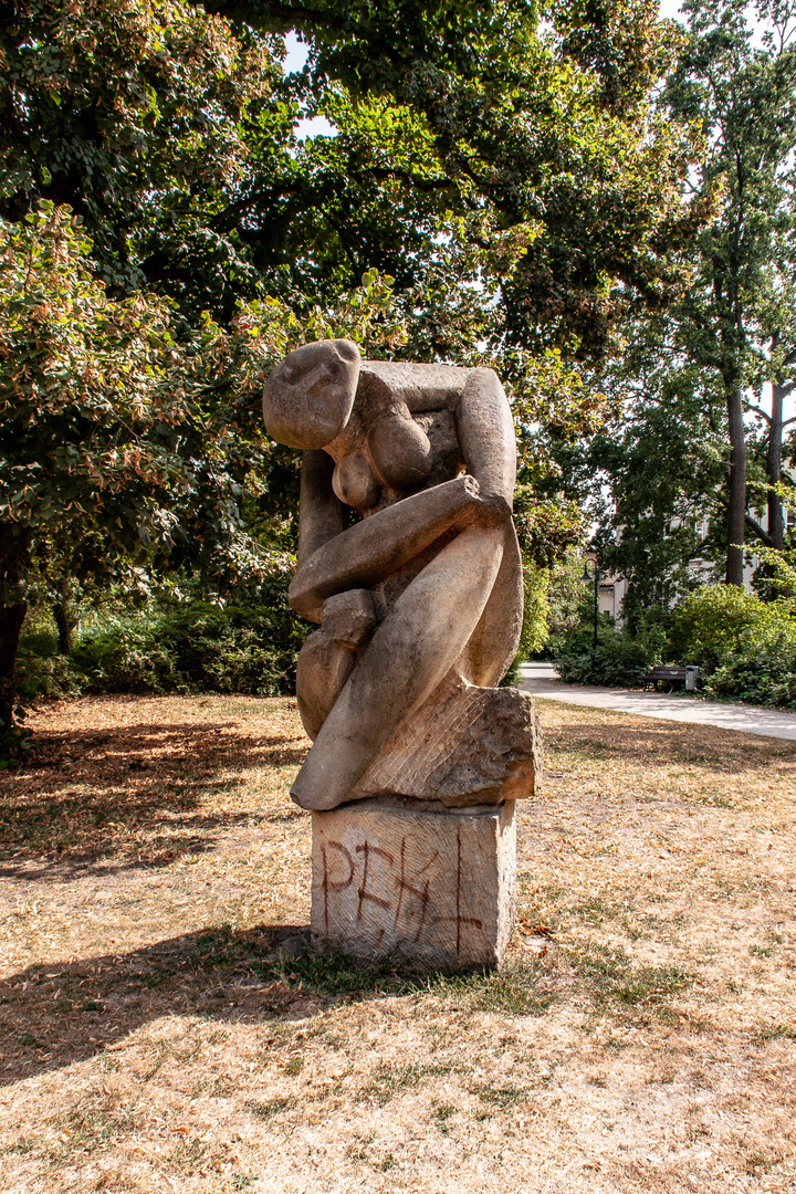 Skulptur im Puschkinpark... 