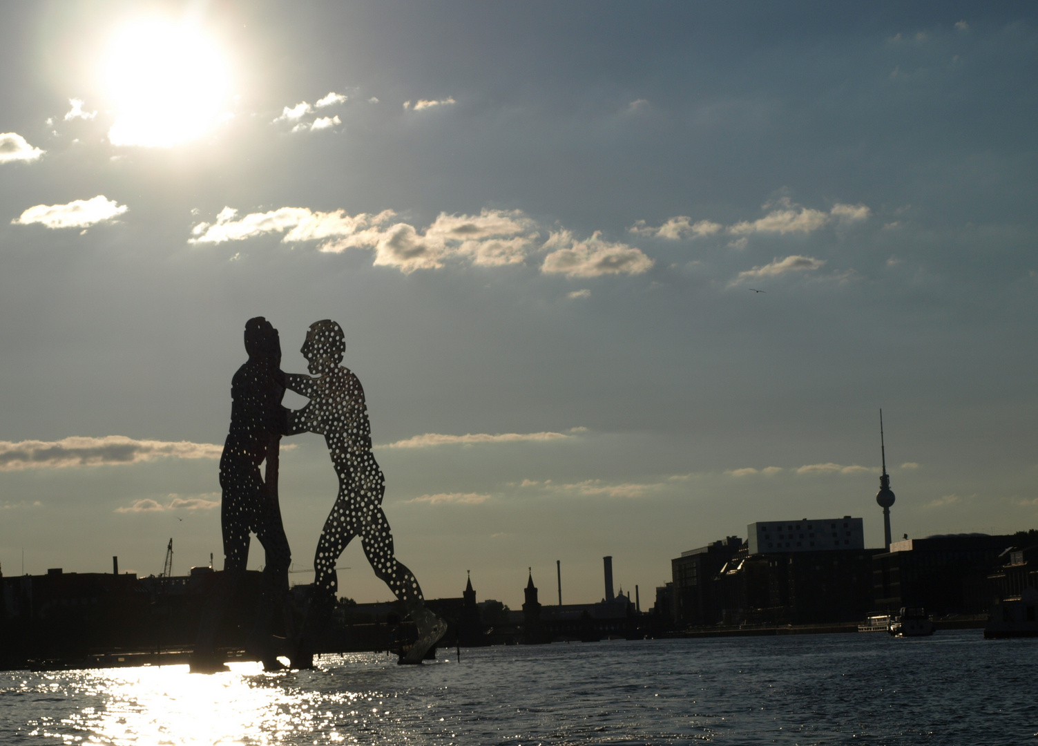 Skulptur in der Spree