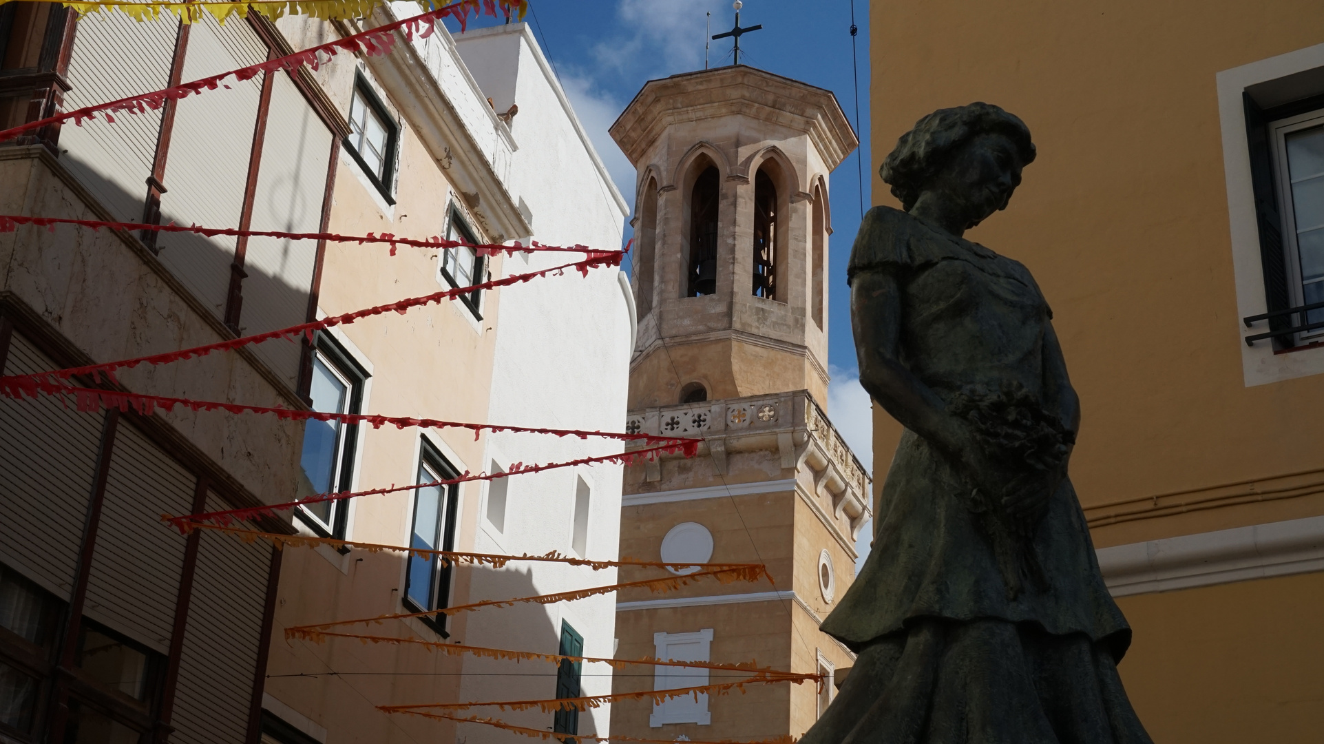 Skulptur in Mahon II