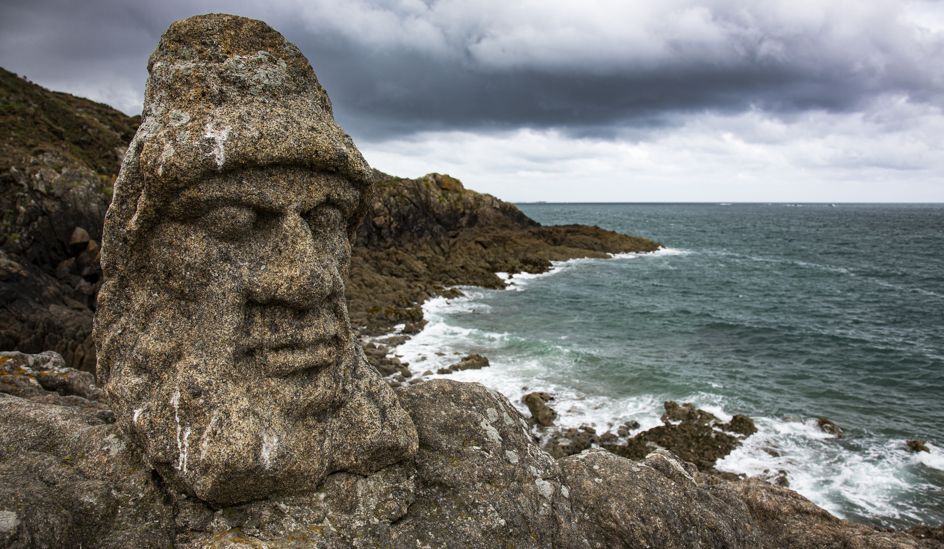 Skulptur in Rothéneuf