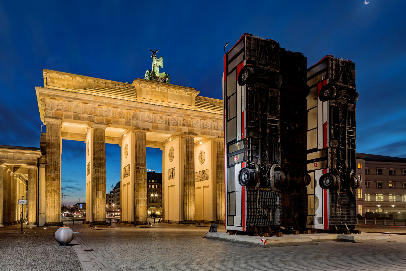 Skulptur Monument 001