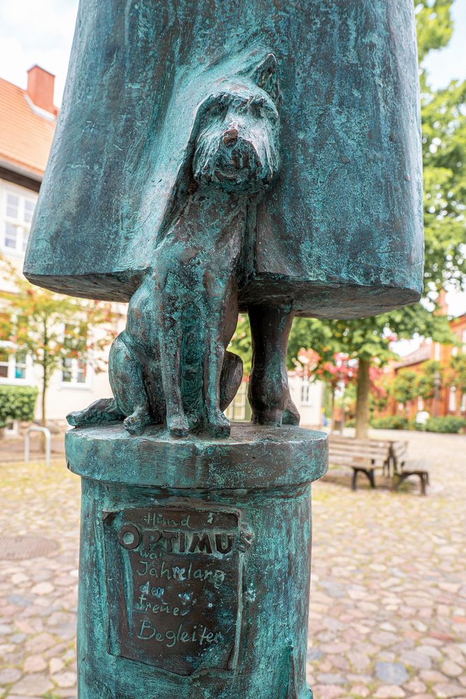 Skulptur OLGA VON OERTZEN (3)