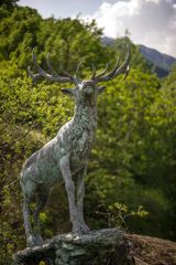 Skulptur unterhalb von Schloss Juval