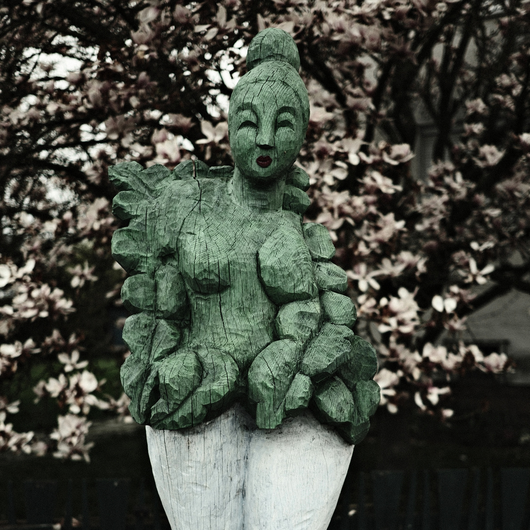 Skulptur Zuckerrübenfrau