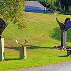 Skulpturen am Weg im Skulpturenpark Klute-Waldemai in Schmallenberg-Niedersorpe