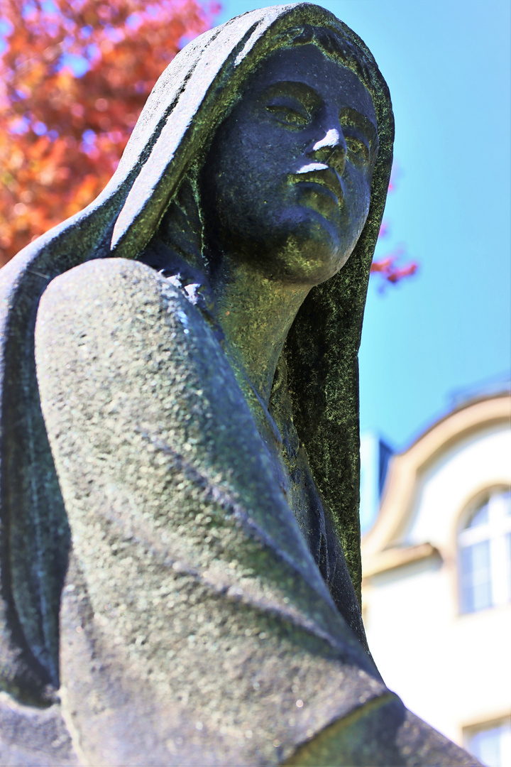 Skulpturen im Alten Katholischen Friedhof in Dresden I