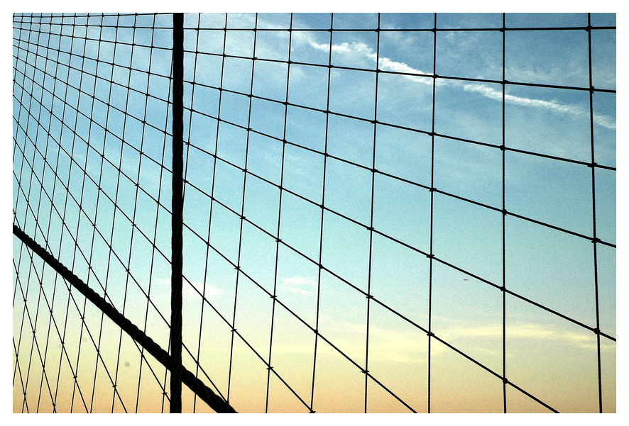 sky above brooklyn bridge