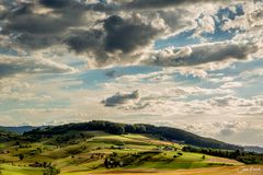 Sky full of clouds