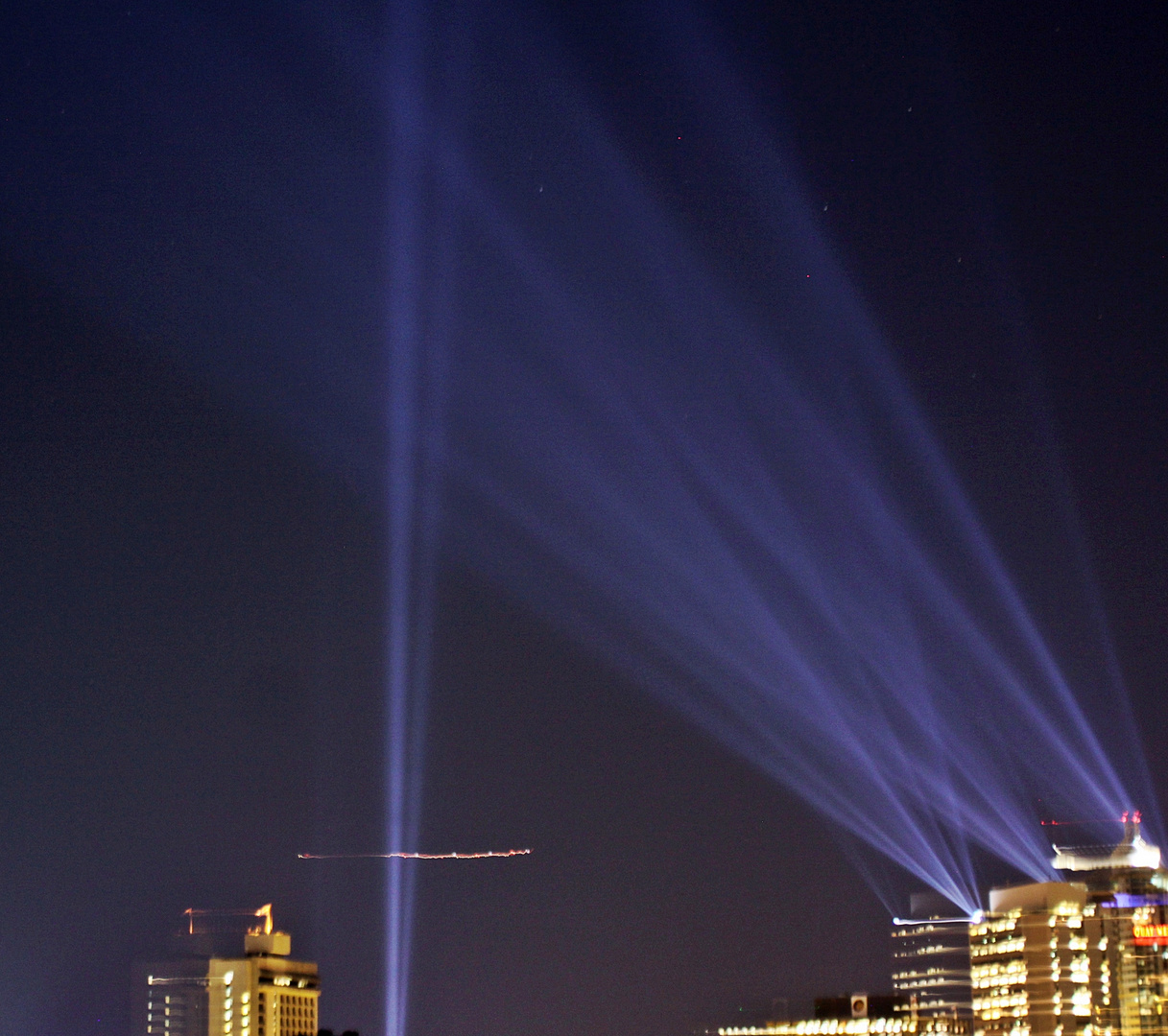 sky lights in brisbane