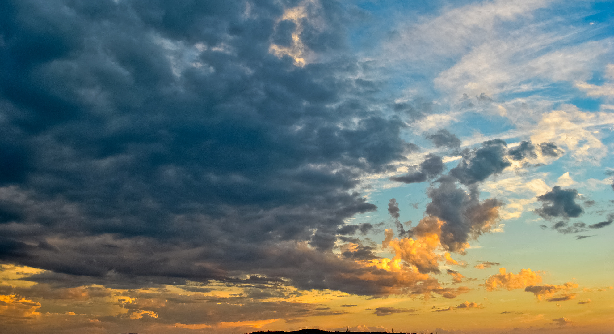 Sky with clouds